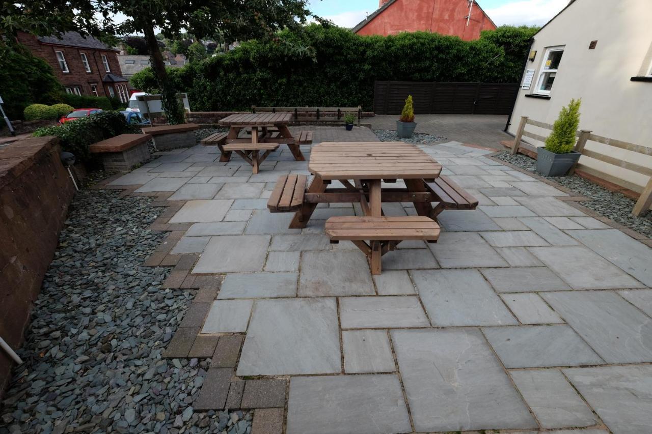 Wayfarers Independent Hostel Penrith Esterno foto